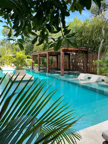 Propiedad de lujo con piscina y asoleaderos en Quintana Roo